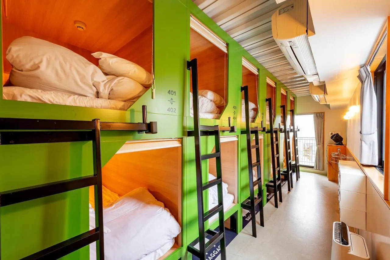 Plat Hostel Keikyu Asakusa Station Tokyo