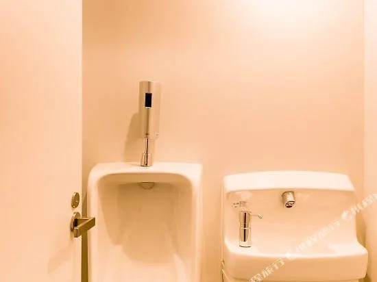 Plat Hostel Keikyu Asakusa Station Tóquio
