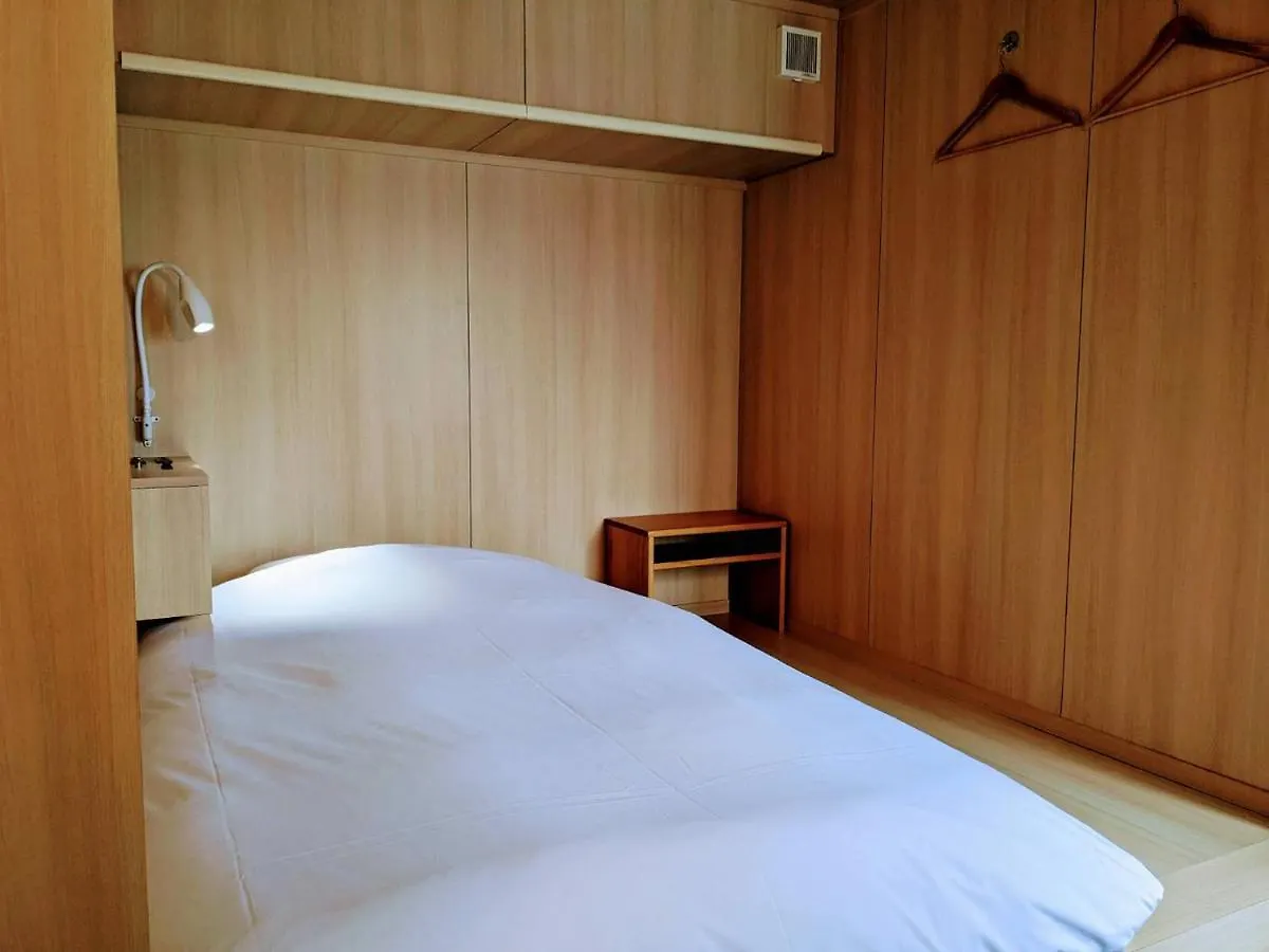 Plat Hostel Keikyu Asakusa Station Tokio